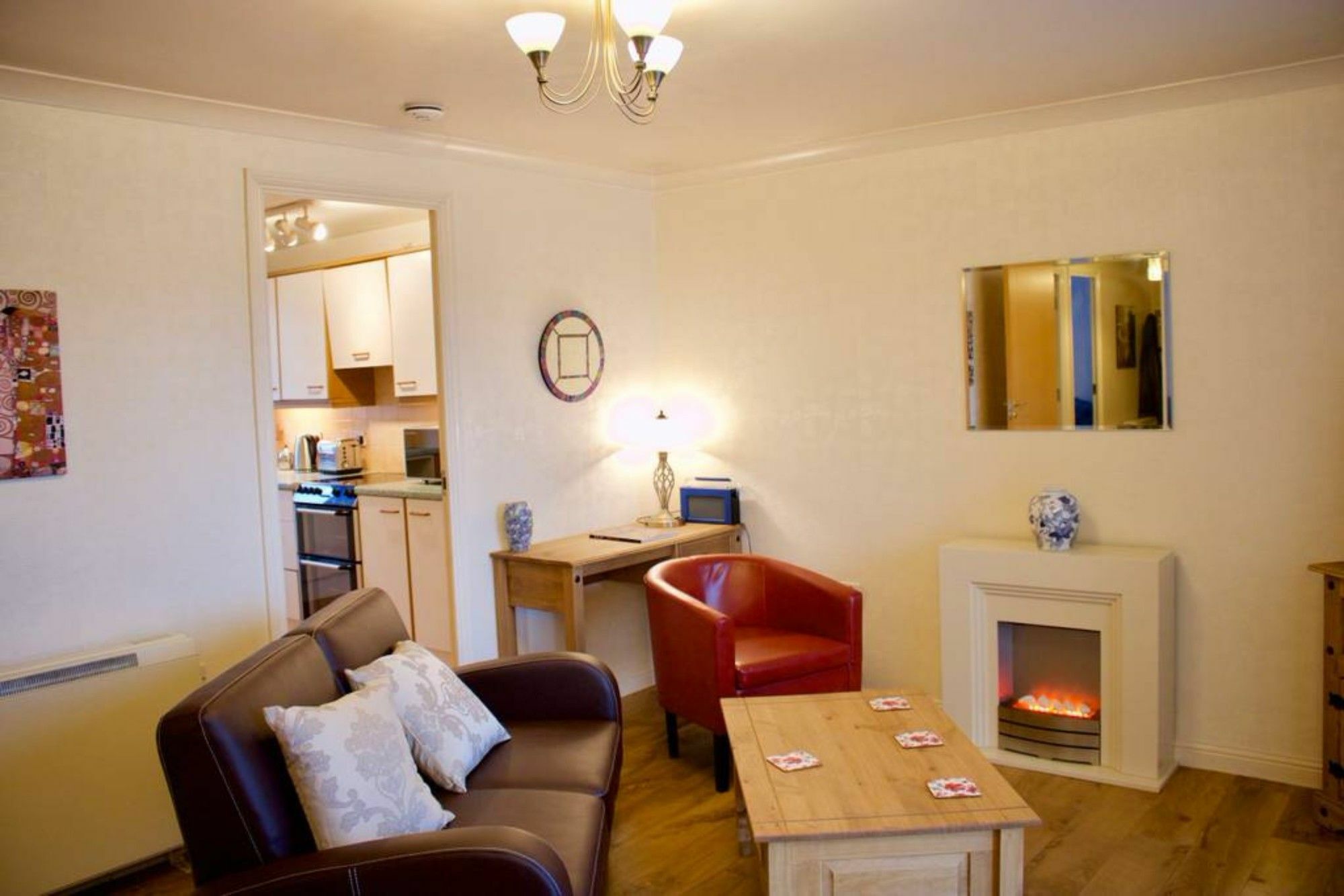 2 Bedroom Flat Near Holyrood Park Sleeps 4 Apartment *